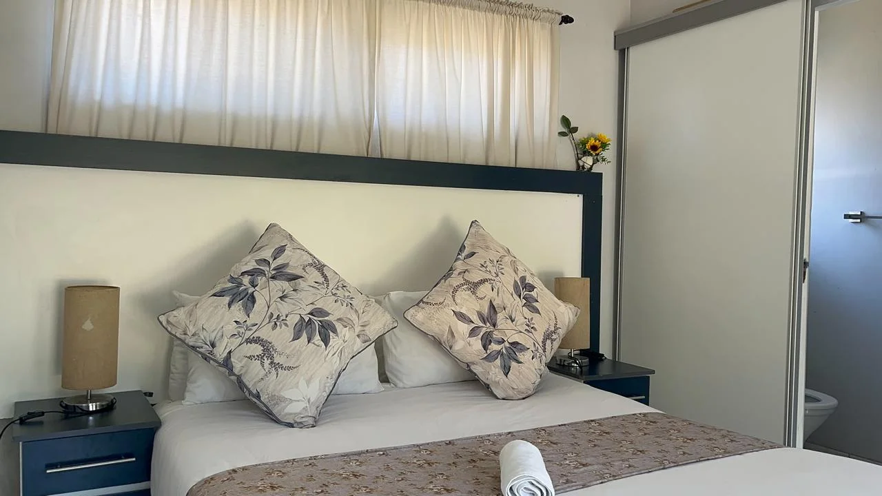 Enhle Bed and Breakfast