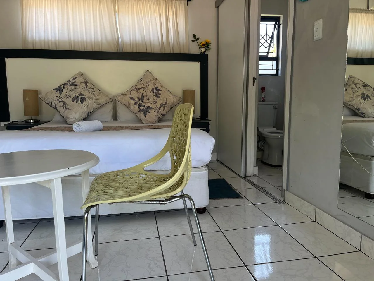 Enhle Bed and Breakfast