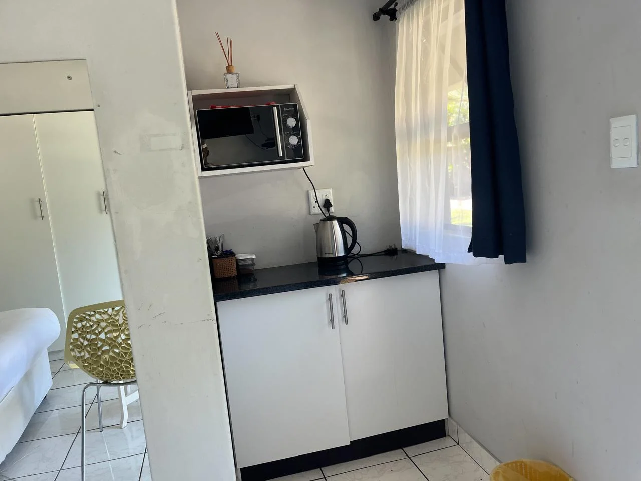 Enhle Bed and Breakfast