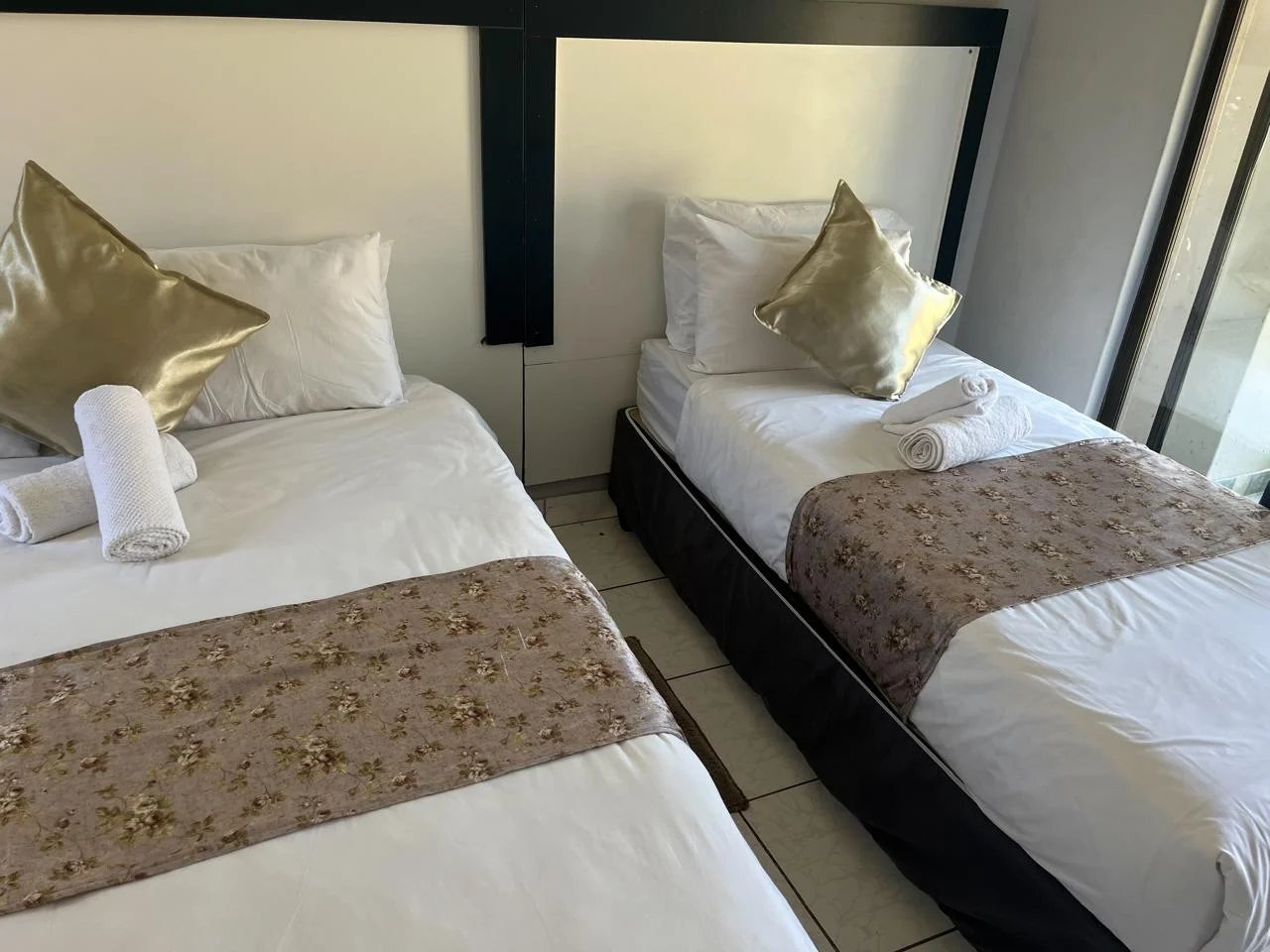 Enhle Bed and Breakfast