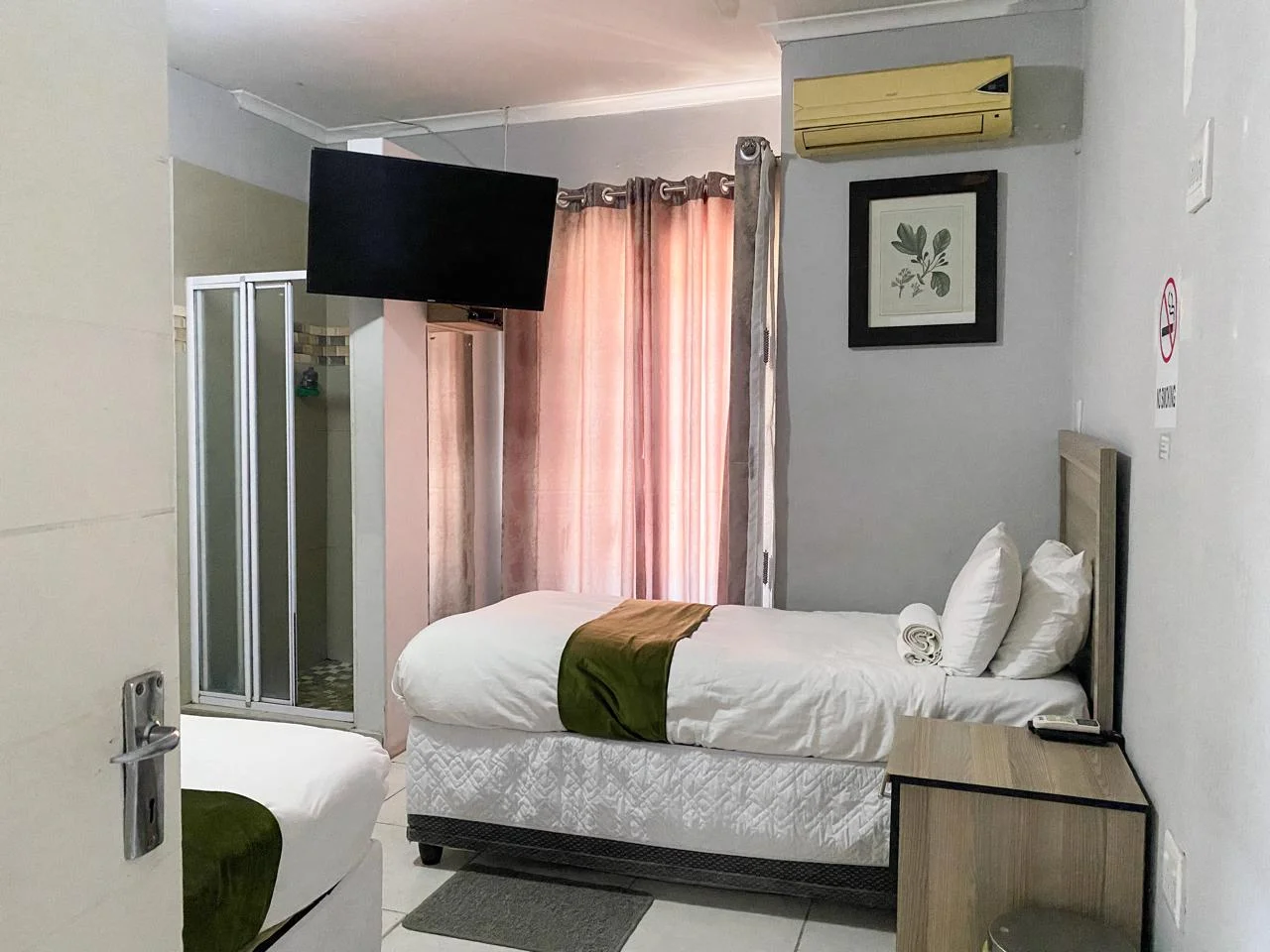 Enhle Bed and Breakfast